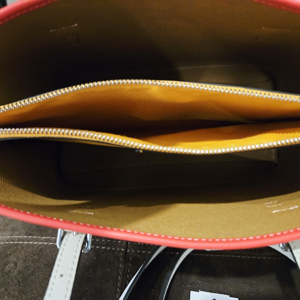 Coach Mollie Tote 25 in Colorblock. New Like Condition With Tags - Picture 10 of 12